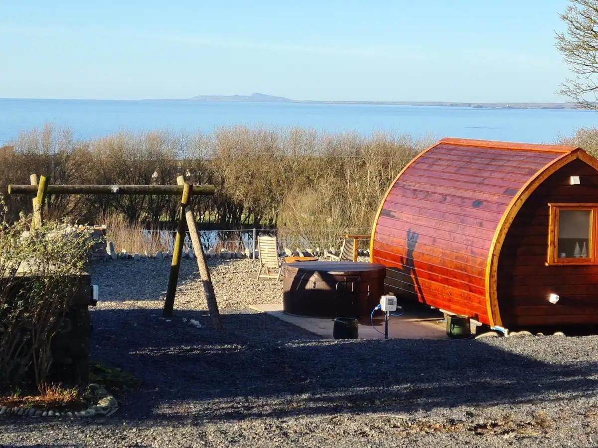 The Pod Fabulous Glamping Pod Near Snowdonia. Chalet *