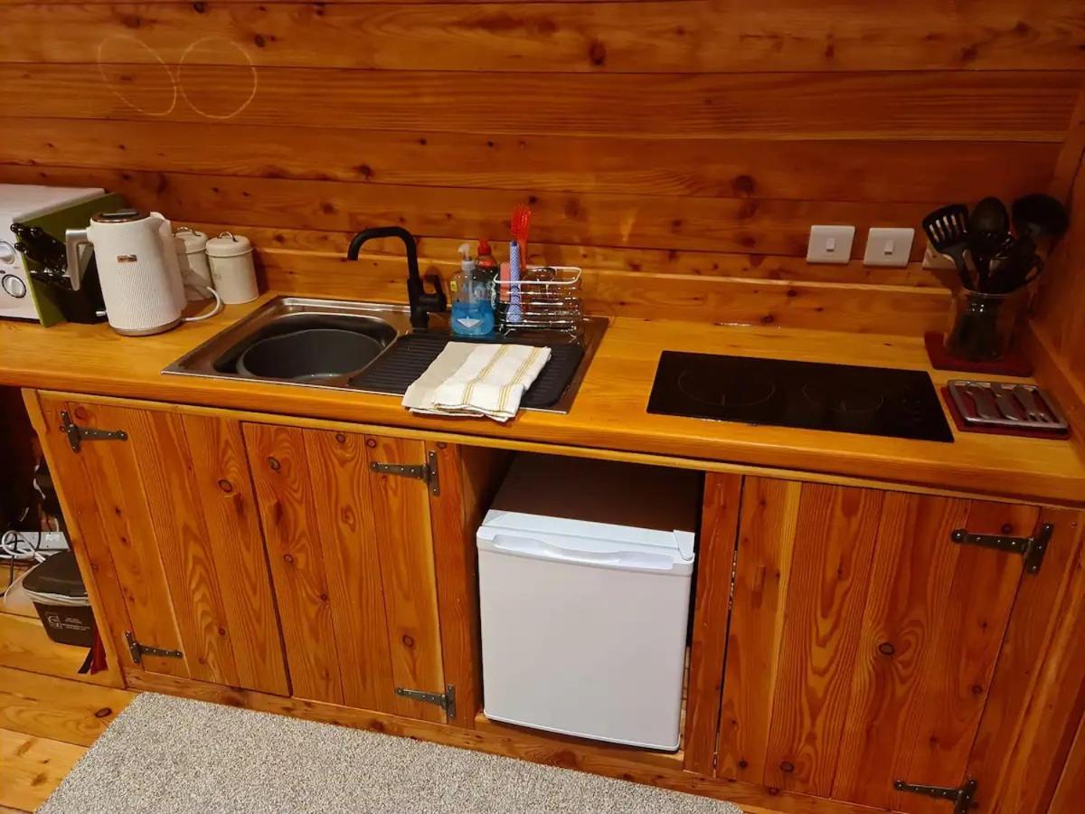 Chalet The Pod Fabulous Glamping Pod Near Snowdonia. *