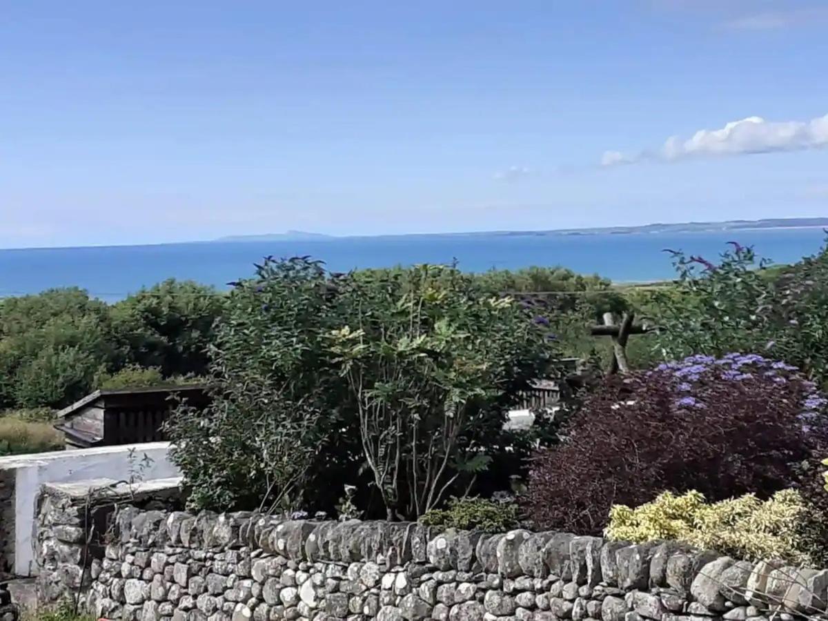 The Pod Fabulous Glamping Pod Near Snowdonia. Chalet Caernarfon
